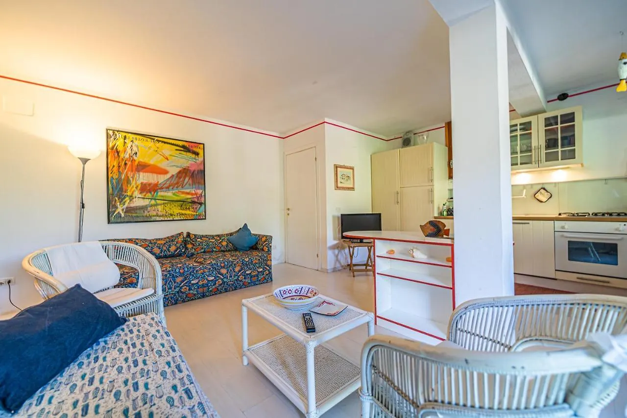 Un Giardino Sul Forno Apartment Portoferraio Italy